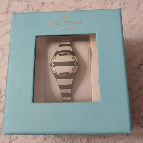 Kate Spade Activity Tracker Bluetooth Smart Watch - Picture 2 of 7